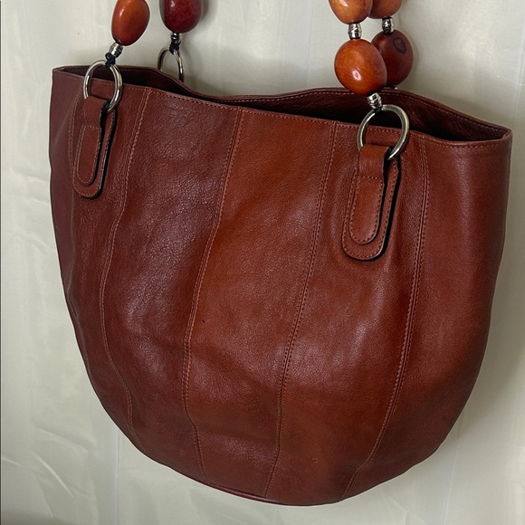 Chic Brown Leather Shoulder Bag with Beaded Handles‎ - Picture 2 of 14